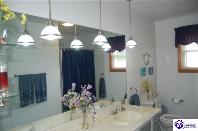 Listing Picture 34 Wildwood Drive Campbellsville, KY 42718 MLS HK10001099