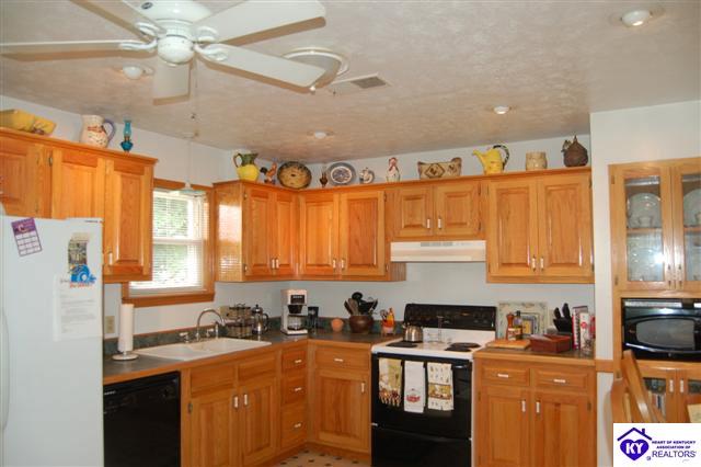 Listing Picture 34 Wildwood Drive Campbellsville, KY 42718 MLS HK10001099