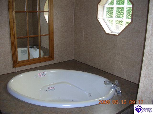 Listing Picture 175 Bucknersville Road Greensburg, KY 42743 MLS HK10001314