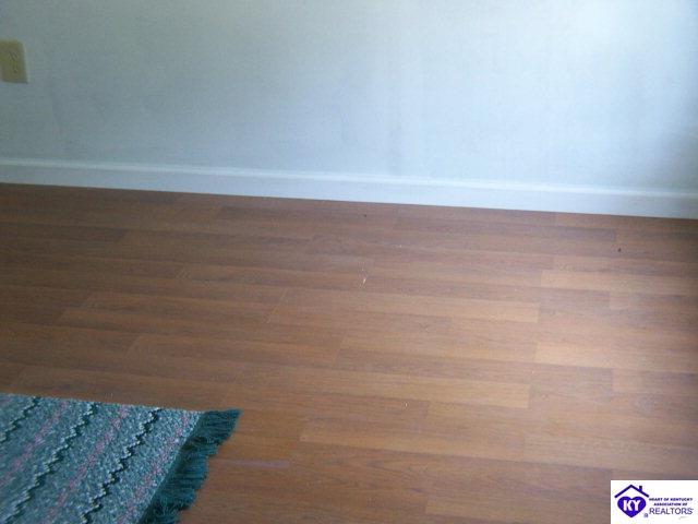 Listing Picture 511 1/2 Cleaver Street Elizabethtown, KY 42701 MLS HK10001395