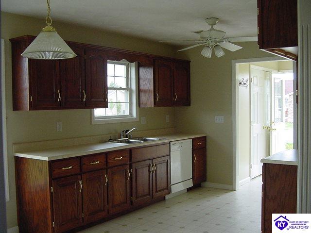 Listing Picture 101 Hamilton Court Bardstown, KY 40004 MLS HK10001567