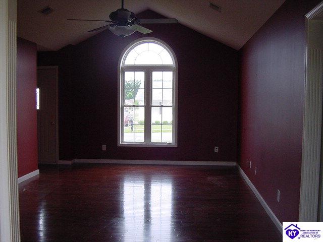 Listing Picture 101 Hamilton Court Bardstown, KY 40004 MLS HK10001567