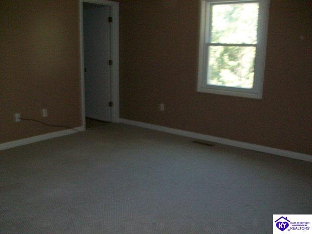 Listing Picture 2630 Northern Road Radcliff, KY 40160 MLS HK10001520