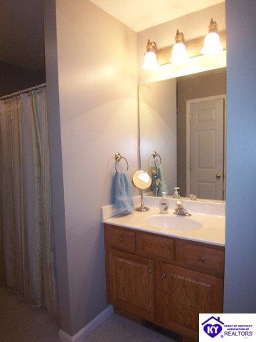 Listing Picture 131 Ashberry Drive Bardstown, KY 40004 MLS HK10001707