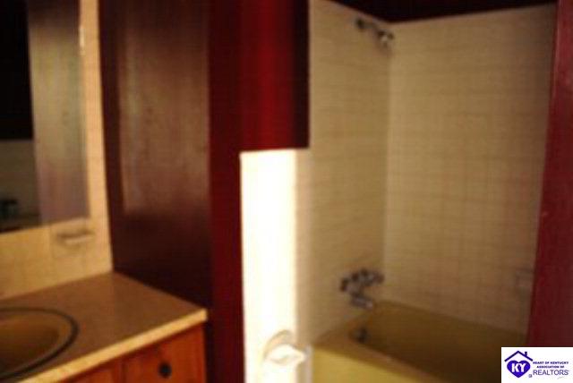 Listing Picture 350 Priceville Road Bonnieville, KY 42713 MLS HK10001971