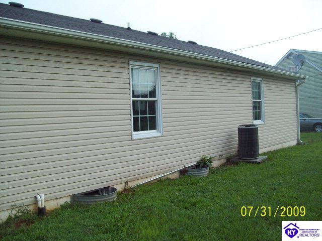 Listing Picture 2888 Republic Avenue Radcliff, KY 40160 MLS HK10001972