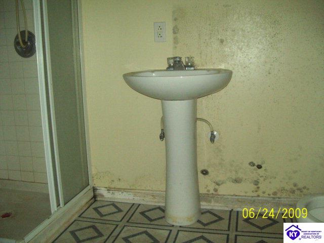 Listing Picture 2888 Republic Avenue Radcliff, KY 40160 MLS HK10001972