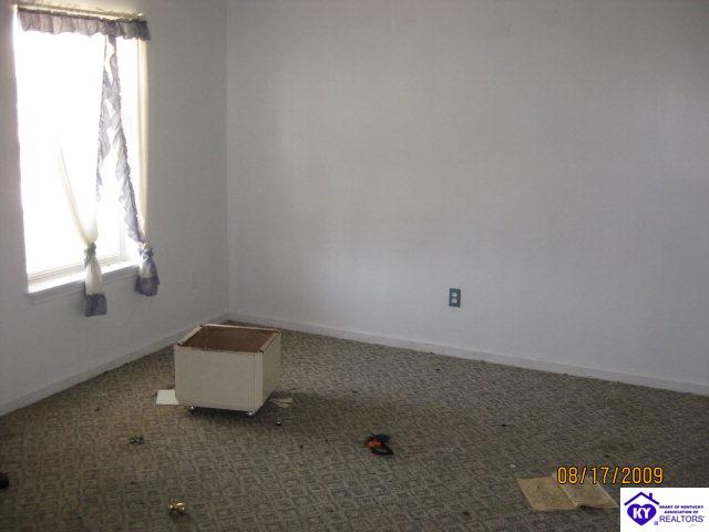 Listing Picture 105 Stovall Court Elizabethtown, KY 42701 MLS HK10002047