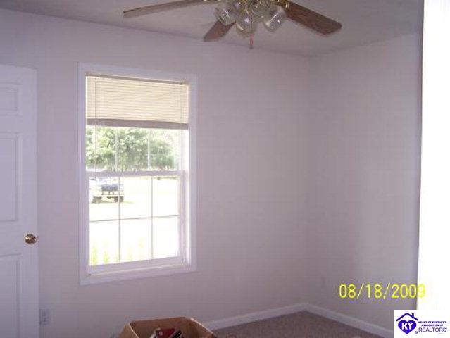 Listing Picture 1194 S L and N Turnpike Buffalo, KY 42716 MLS HK10002149