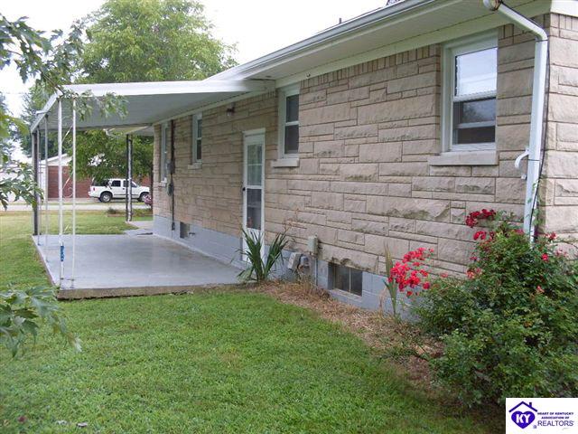 Listing Picture 302 E Fifth Street Hardinsburg, KY 40143 MLS HK10002166