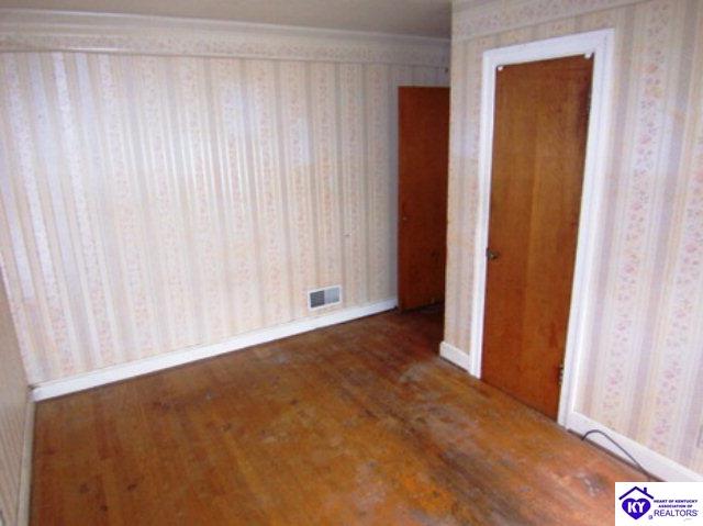 Listing Picture 227 College Street Lebanon, KY 40033 MLS HK10002172