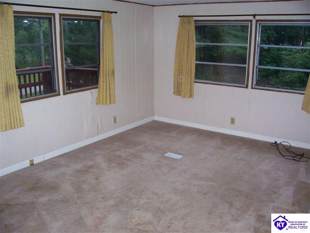 Listing Picture 102 Woods Road Elizabethtown, KY 42701 MLS HK10002179