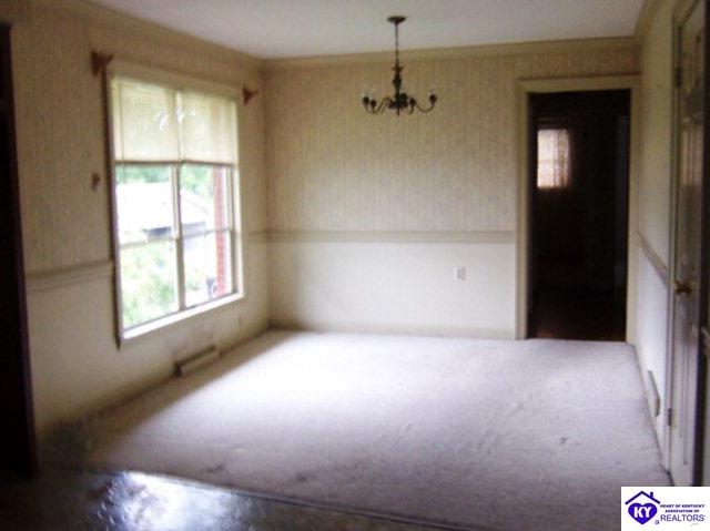 Listing Picture 102 Mayes Avenue Springfield, KY 40069 MLS HK10002207