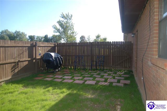 Listing Picture 107 Mayfield Drive Campbellsville, KY 42718 MLS HK10002446