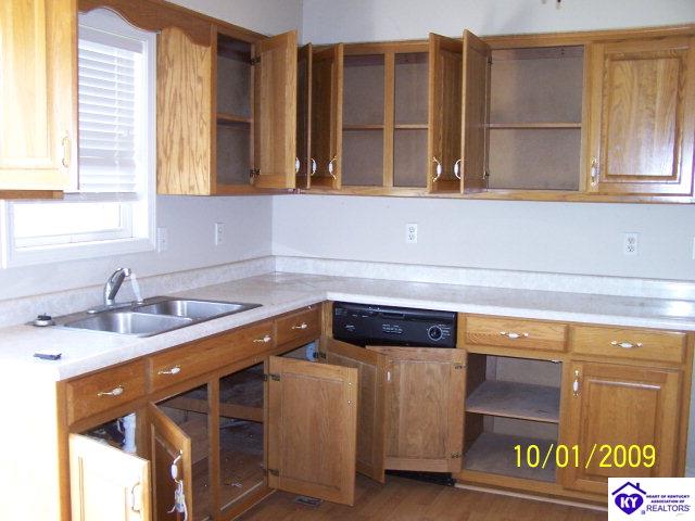 Listing Picture 1710 Keith Road Hodgenville, KY 42748 MLS HK10002491