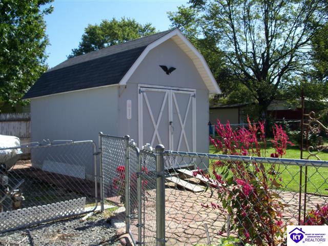 Listing Picture 806 Hoskins Avenue Campbellsville, KY 42718 MLS HK10002518