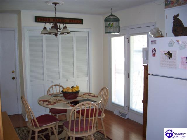 Listing Picture 806 Hoskins Avenue Campbellsville, KY 42718 MLS HK10002518