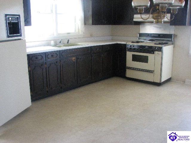 Listing Picture 420 N Hillcrest Drive Vine Grove, KY 40175 MLS HK10002525