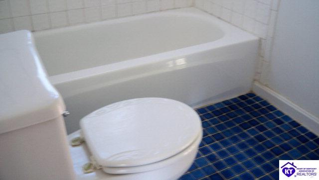 Listing Picture 303 W Main Street Vine Grove, KY 40175 MLS HK10002619