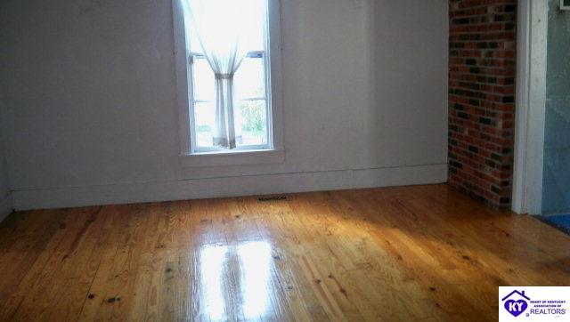 Listing Picture 303 W Main Street Vine Grove, KY 40175 MLS HK10002619