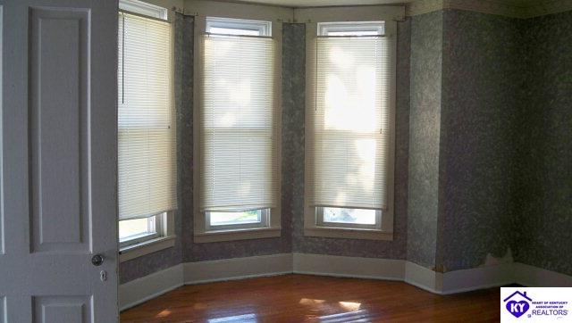 Listing Picture 303 W Main Street Vine Grove, KY 40175 MLS HK10002619