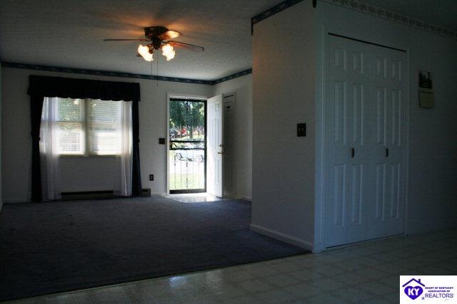 Listing Picture 1059 Greenway Drive Elizabethtown, KY 42701 MLS HK10002625