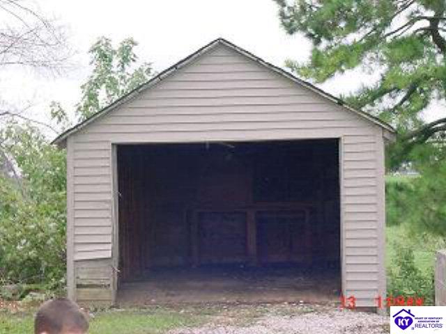 Listing Picture 423 Greensburg Road Hodgenville, KY 42748 MLS HK10002635