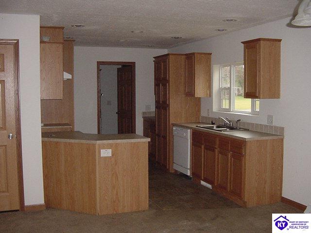 Listing Picture 6150 Moorman Road Louisville, KY 40272 MLS HK10002662