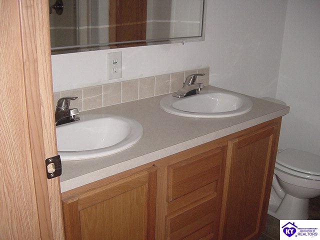 Listing Picture 6150 Moorman Road Louisville, KY 40272 MLS HK10002662