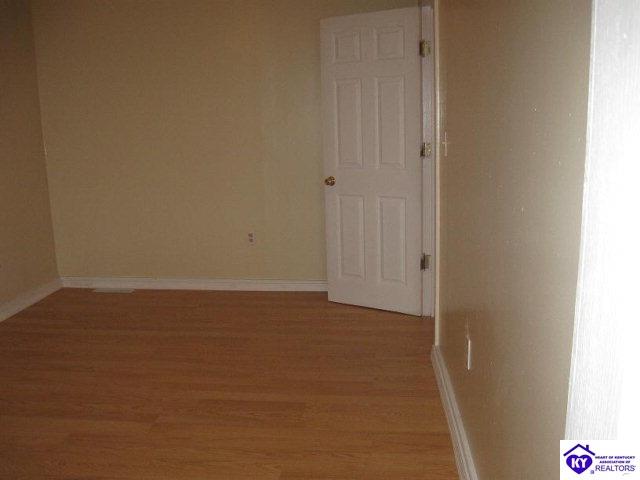 Listing Picture 204 Church Street Vine Grove, KY 40175 MLS HK10002786