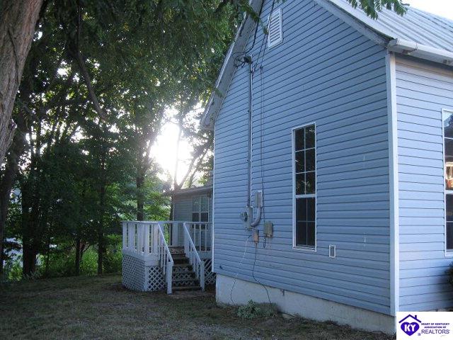 Listing Picture 204 Church Street Vine Grove, KY 40175 MLS HK10002786