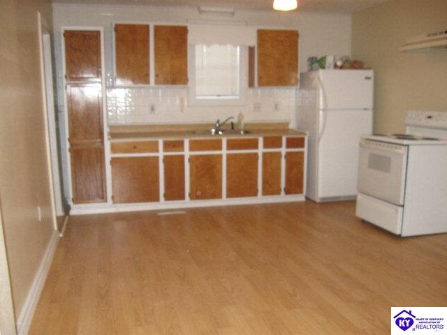 Listing Picture 204 Church Street Vine Grove, KY 40175 MLS HK10002786