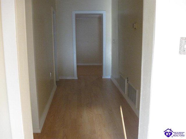 Listing Picture 204 Church Street Vine Grove, KY 40175 MLS HK10002786