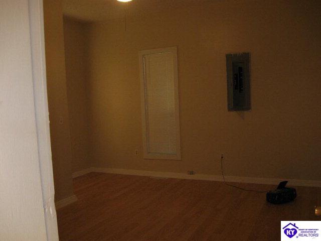 Listing Picture 204 Church Street Vine Grove, KY 40175 MLS HK10002786