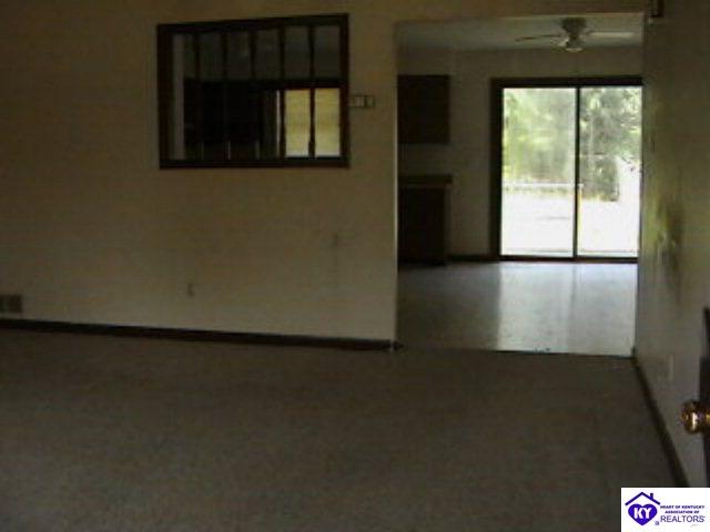 Listing Picture 2719 Pioneer Court Radcliff, KY 40160 MLS HK10002870