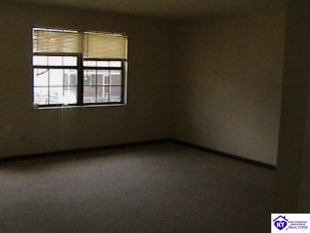 Listing Picture 2719 Pioneer Court Radcliff, KY 40160 MLS HK10002870