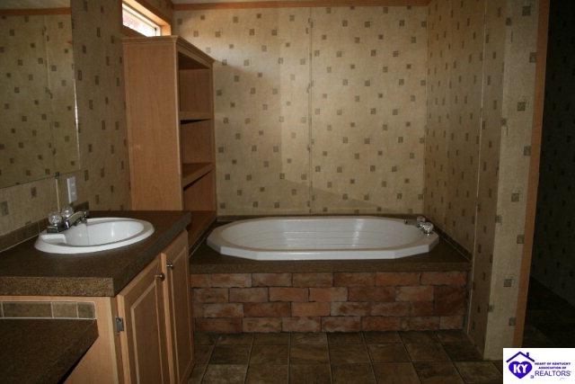 Listing Picture 3886 Sparksville Road Columbia, KY 42728 MLS HK10002943