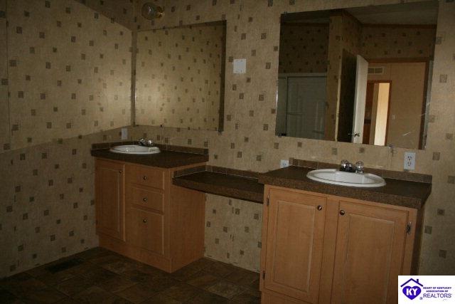 Listing Picture 3886 Sparksville Road Columbia, KY 42728 MLS HK10002943