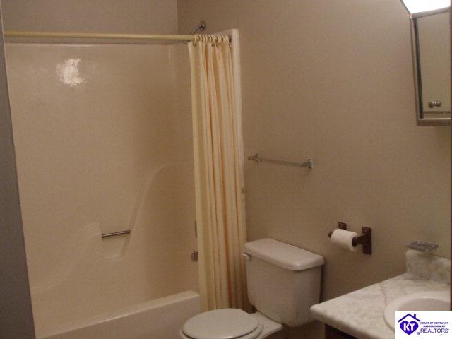 Listing Picture 601 Cumberland Court Cecilia, KY 42724 MLS HK10002998