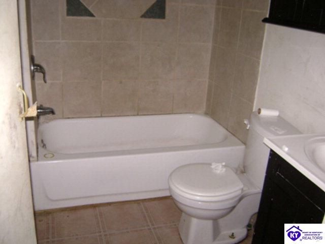 Listing Picture 828 Hazel Street Louisville, KY 40211 MLS HK10003007