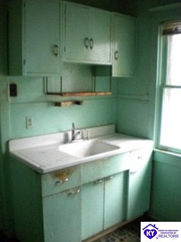 Listing Picture 628 S 42nd Street Louisville, KY 40211 MLS HK10003010