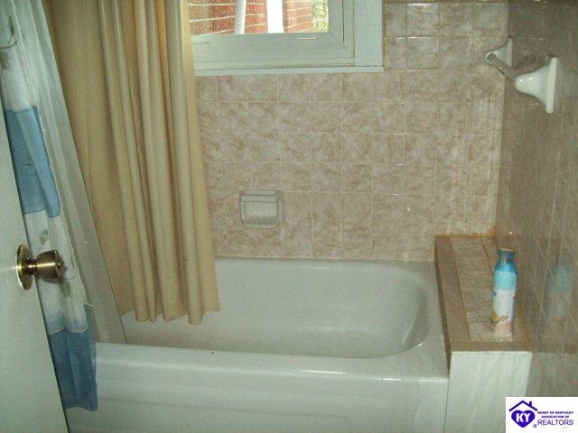 Listing Picture 1763 Summit Road Big Clifty, KY 42712 MLS HK10002982