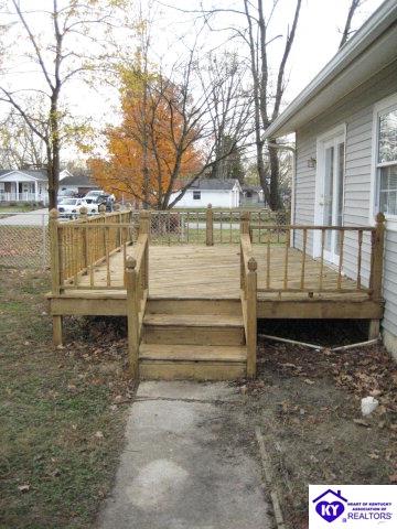 Listing Picture 9225 Chenault Road Louisville, KY 40272 MLS HK10003076