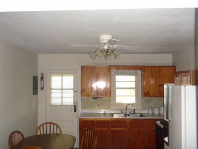 Listing Picture 715 Westview Drive Elizabethtown, KY 42701 MLS HK10003081