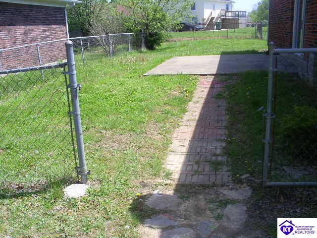 Listing Picture 2623 Vonoa Drive Radcliff, KY 40160 MLS HK10003091