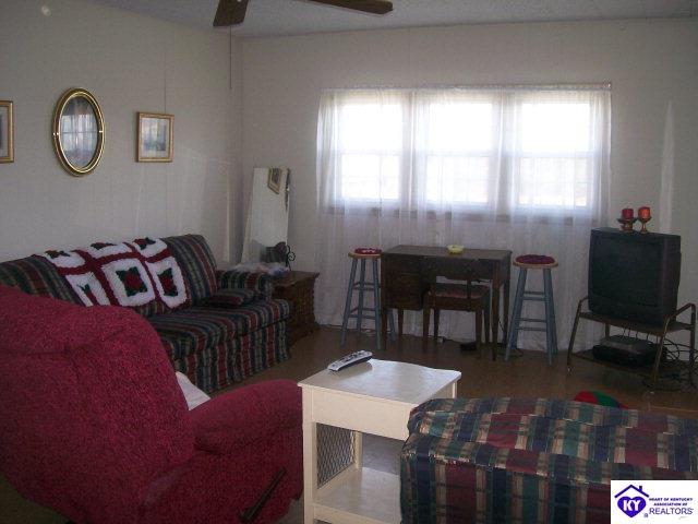 Listing Picture 303 W Market Street Leitchfield, KY 42754 MLS HK10003128