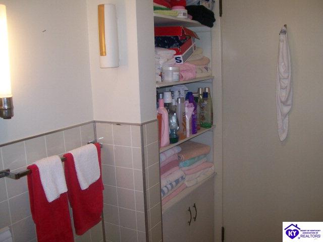 Listing Picture 303 W Market Street Leitchfield, KY 42754 MLS HK10003128