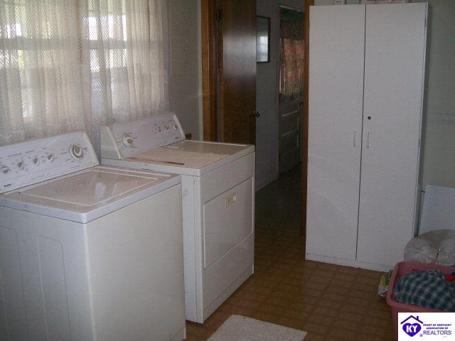 Listing Picture 303 W Market Street Leitchfield, KY 42754 MLS HK10003128