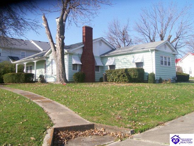 Listing Picture 303 W Market Street Leitchfield, KY 42754 MLS HK10003128