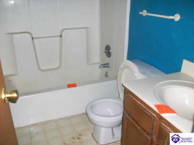 Listing Picture 573 Southland Drive Radcliff, KY 40160 MLS HK10003244